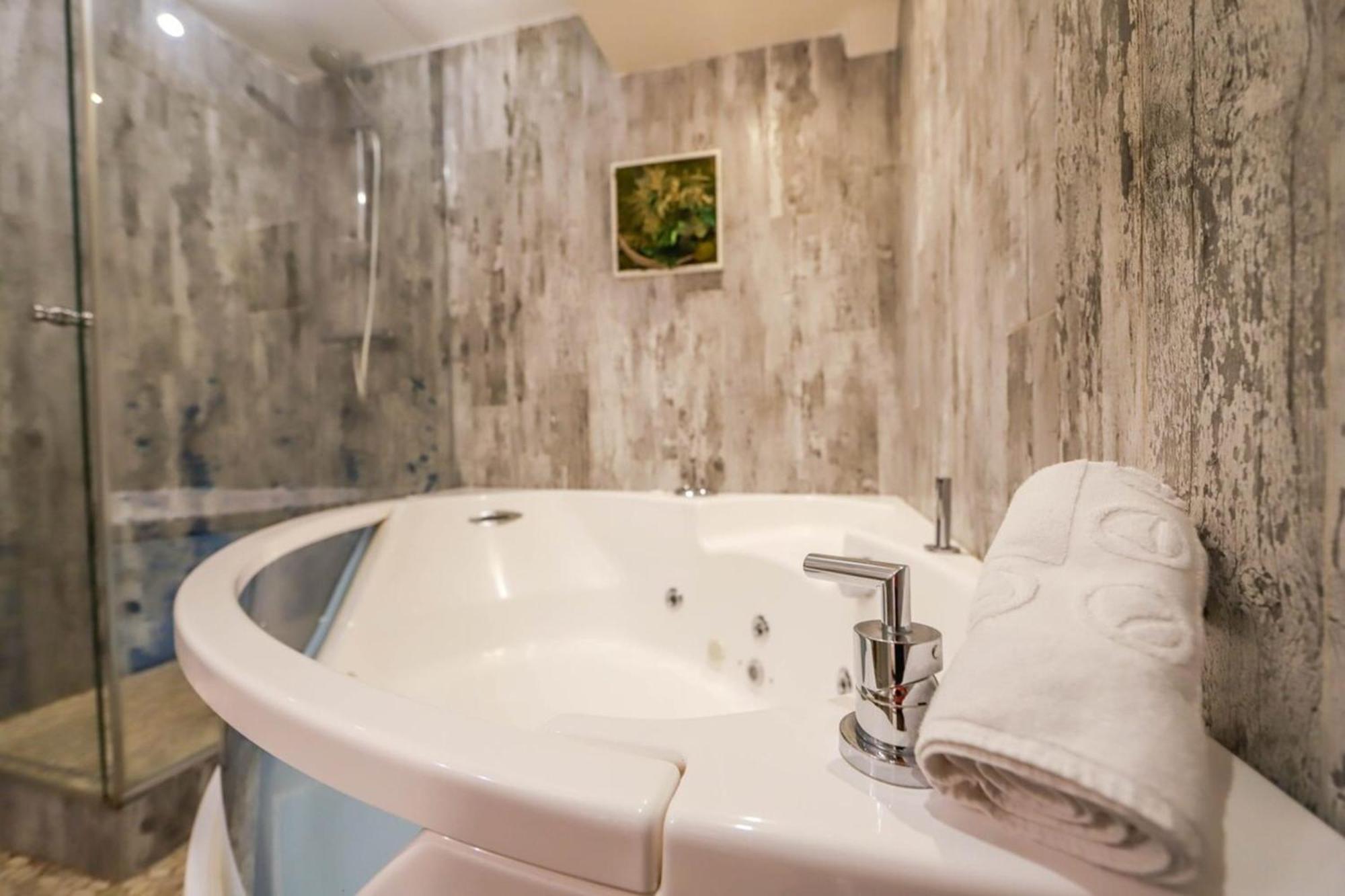 Le Cocon - Lofts & Lakes Certified 4-Stars Άννεσι Εξωτερικό φωτογραφία